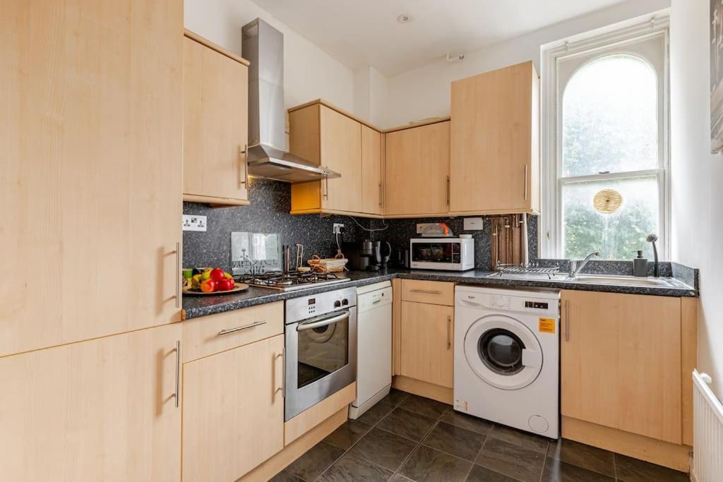 2 Bedroom Flat In St Johns Wood London Exterior foto