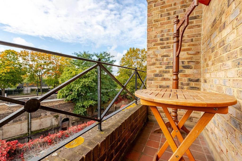 2 Bedroom Flat In St Johns Wood London Exterior foto