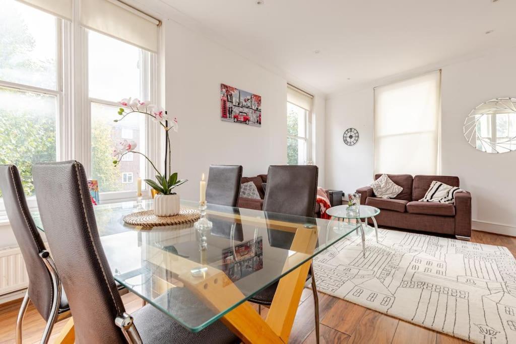 2 Bedroom Flat In St Johns Wood London Exterior foto