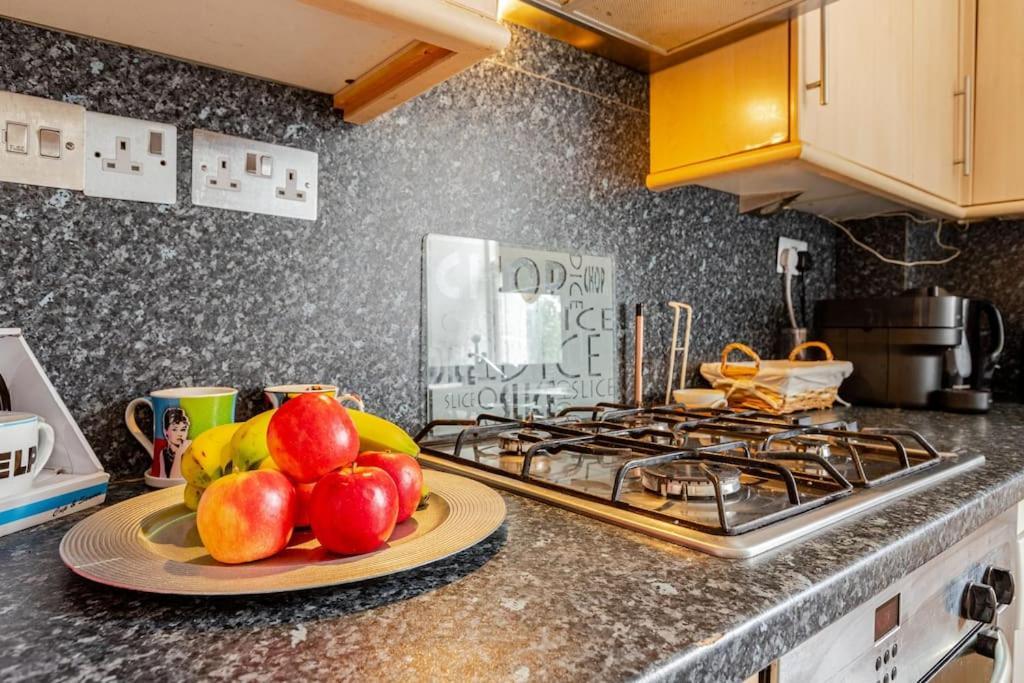 2 Bedroom Flat In St Johns Wood London Exterior foto